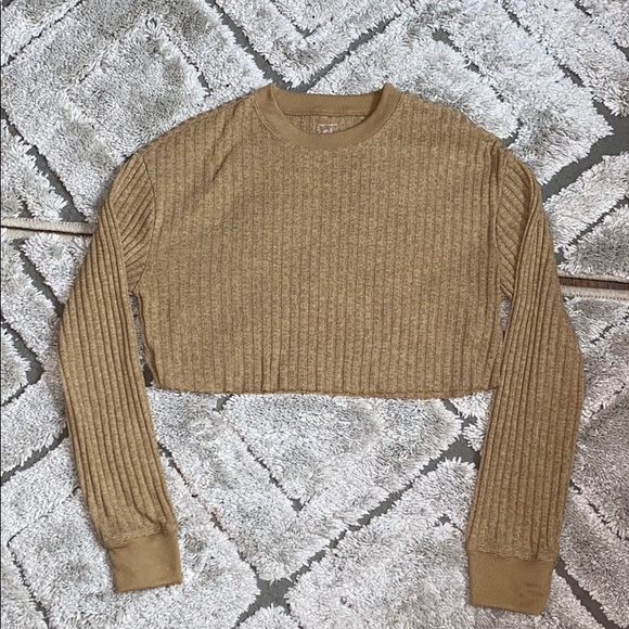 Ribbed, Cropped Crewneck Long Sleeve - Picture 1 of 2